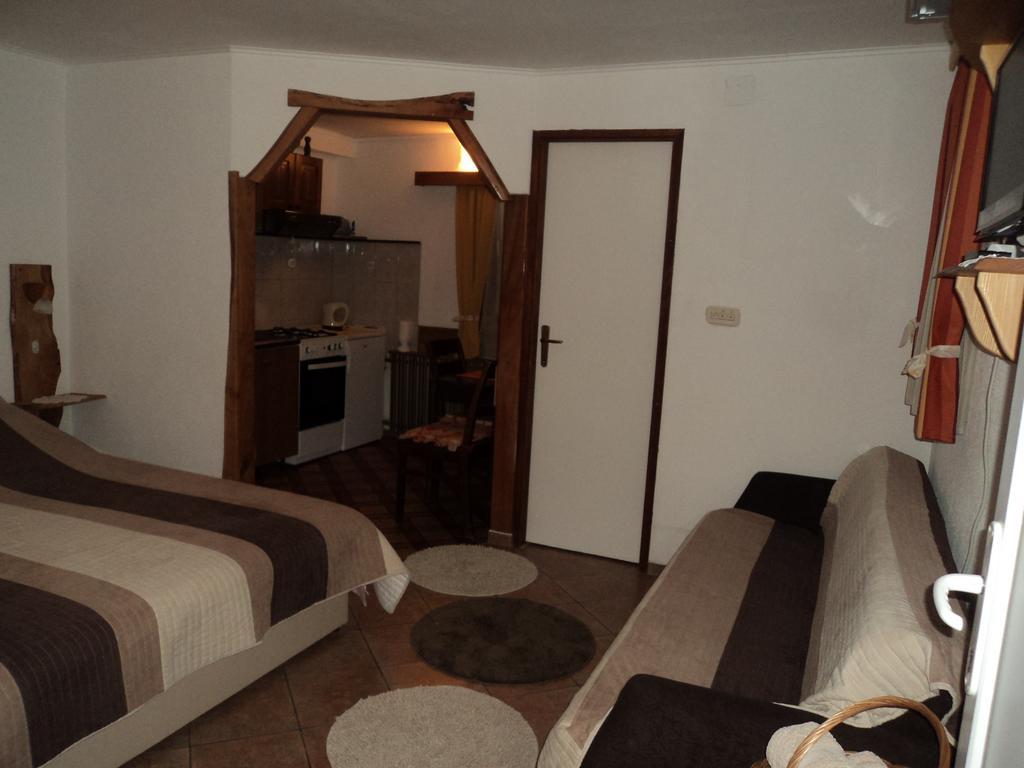 פוליאנאק Apartments Novela חדר תמונה