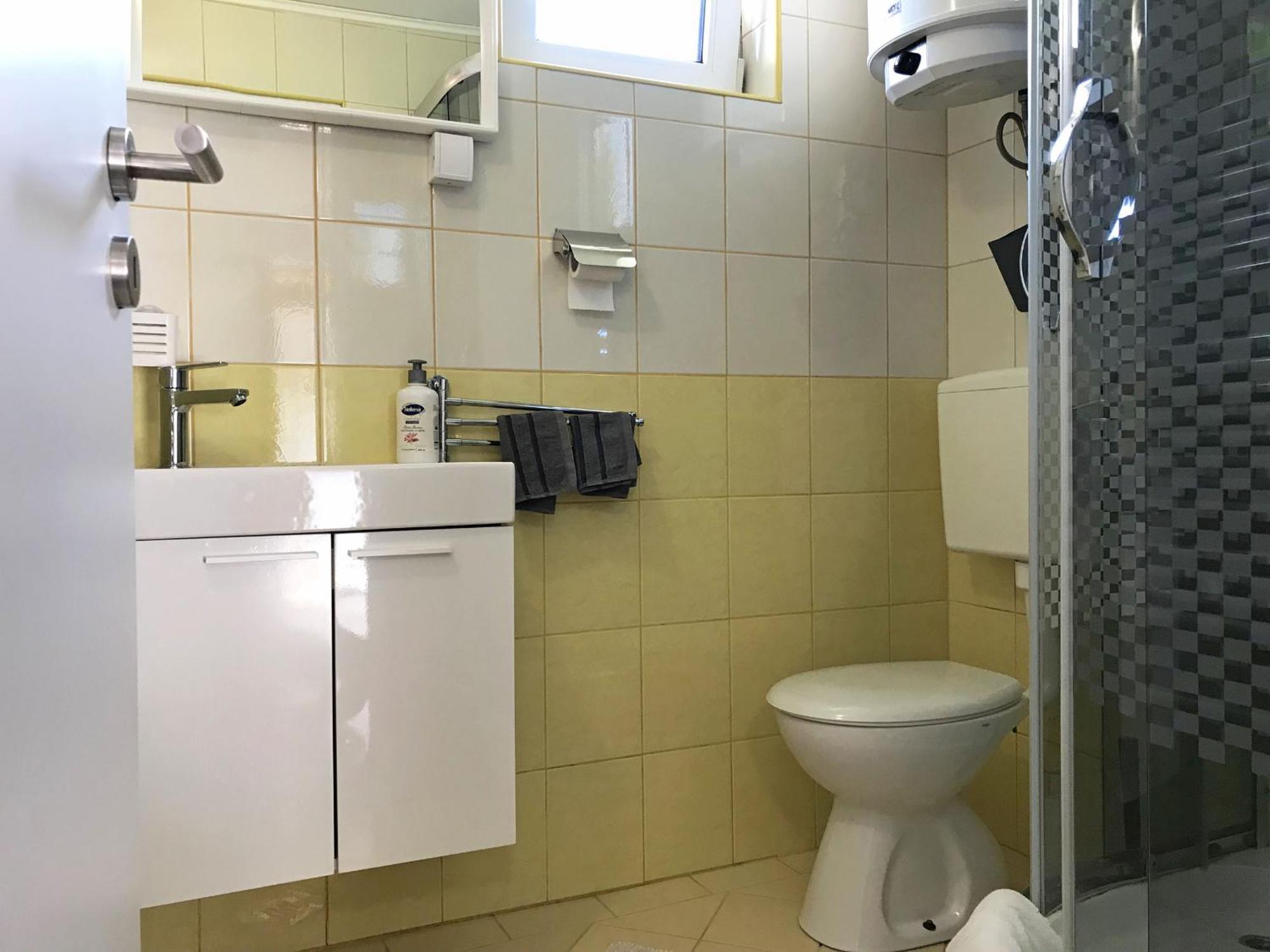פוליאנאק Apartments Novela מראה חיצוני תמונה